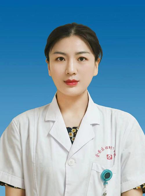 何蕊